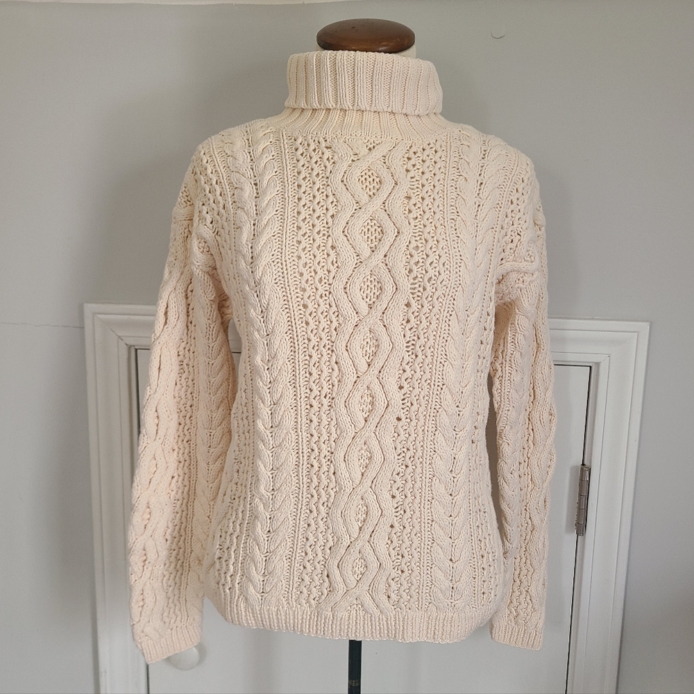 Vintage Yorkshire Knitting Co Sweater Women's Fishermans Cable Knit Turtleneck